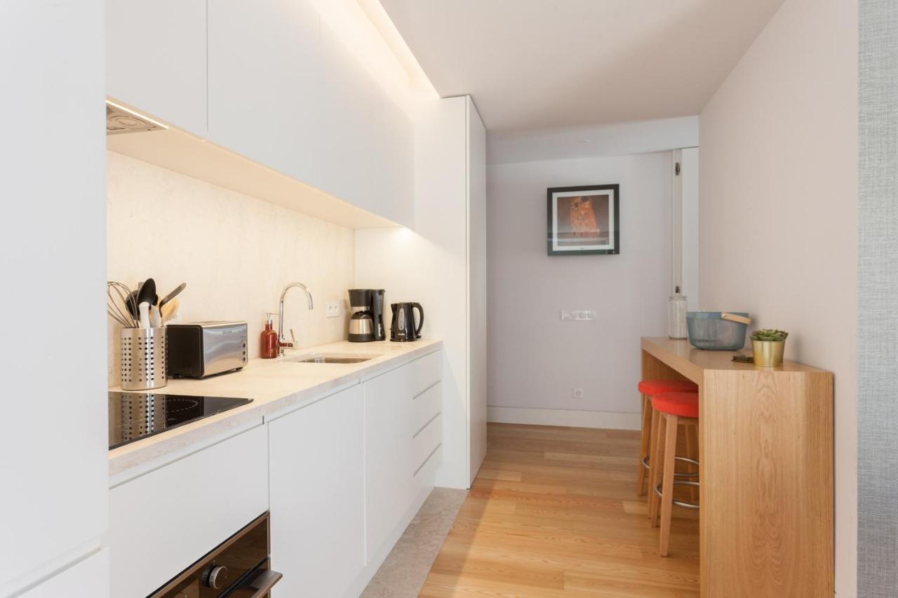 Flh Chiado Elegant Apartment Lisbona Esterno foto